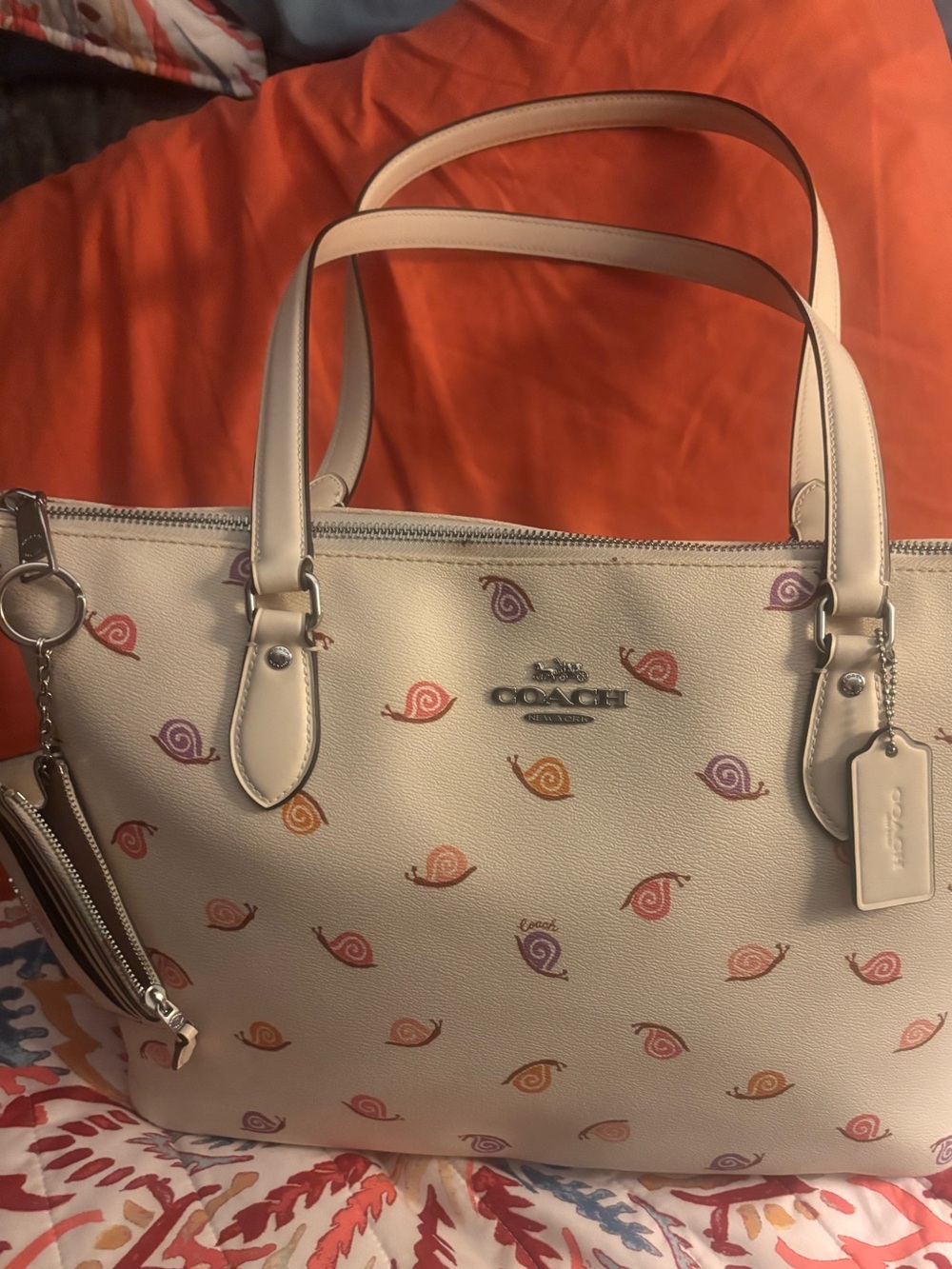 Coach Cream Leather City Tote and ID Coin Purse in the Multicolor Snail Print